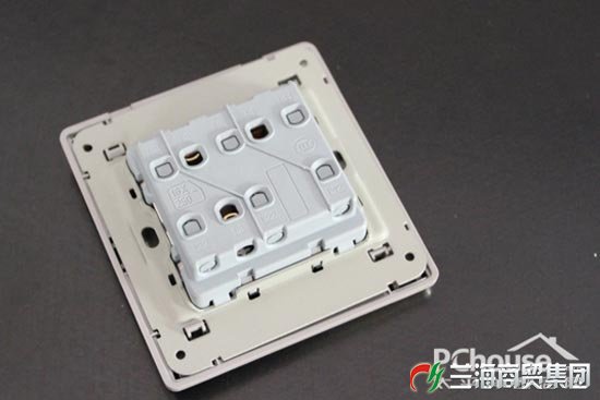 小零件有大學(xué)問 支招開關(guān)插座安裝攻略